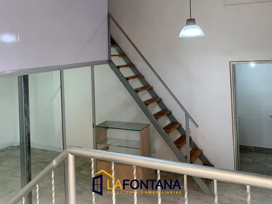 Se Arrienda Local En El Centro