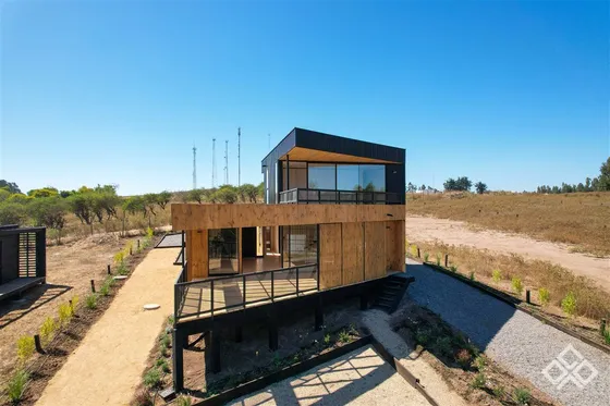 Casa En Venta De 3 Dorm. En Navidad