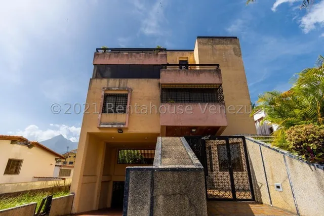 Espectacular Ph Moderno Y Actualizado En Urb Miranda En Venta 22-6732