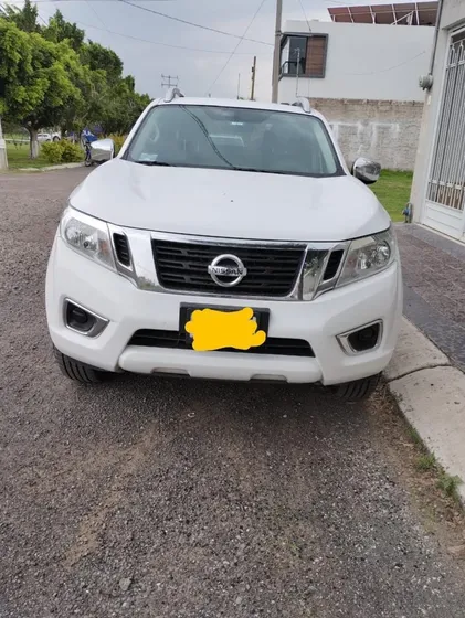 Nissan Frontier Le
