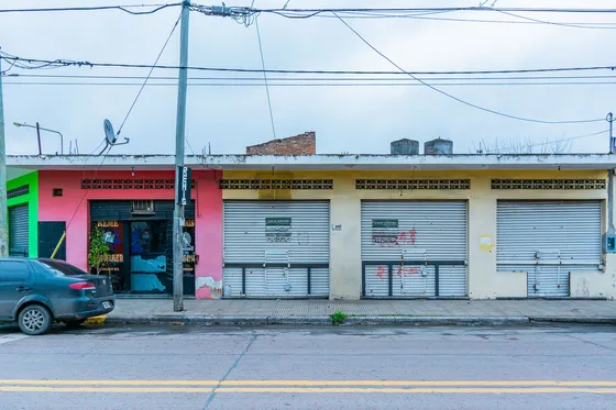 Locales Comerciales Lote Prop Venta Casanova Centr