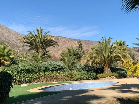 Parcela Con Casa En La Aurora, Gran Terreno Y Jardines