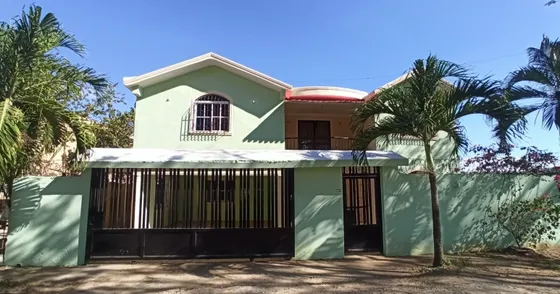 Vendo Casa En Engombe Próximo A La Autop. 6 De Noviembre