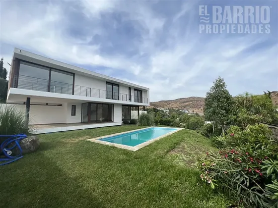 Casa En Venta En Chicureo