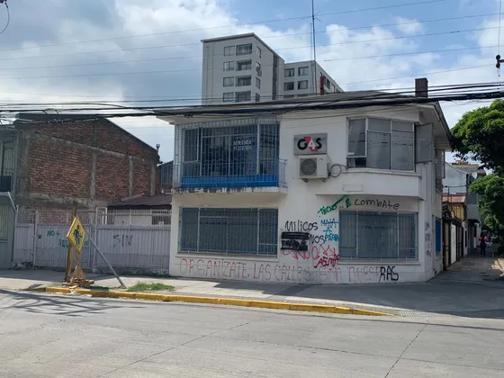 Amplia Casa Central