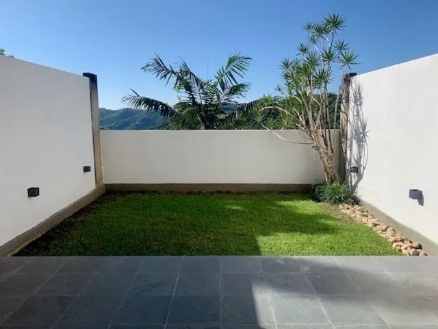 Apartamento Pb Duplex Con Terraza/jardin Oportunidad Oripoto Urbanizacion Cerrada