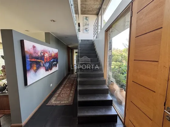 Casa En Condominio Chicureo: 6d, Piscina Y Gran Terreno