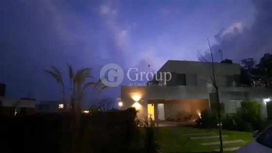 Casa En Venta En Casas Del Este, Pilar Del Este, Pilar