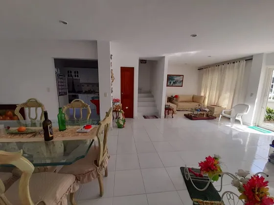 Se Vende Casa De Dos Pisos Más Terraza Barrio Altamira Palmira Valle