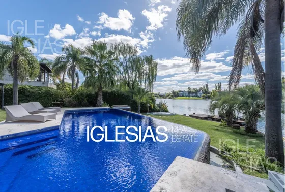 Casa Al Lago En Alquiler Y Venta En Los Castores