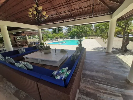 Hermosa Villa Se Alquila Burende La Vega Próximo Autopista Duarte 