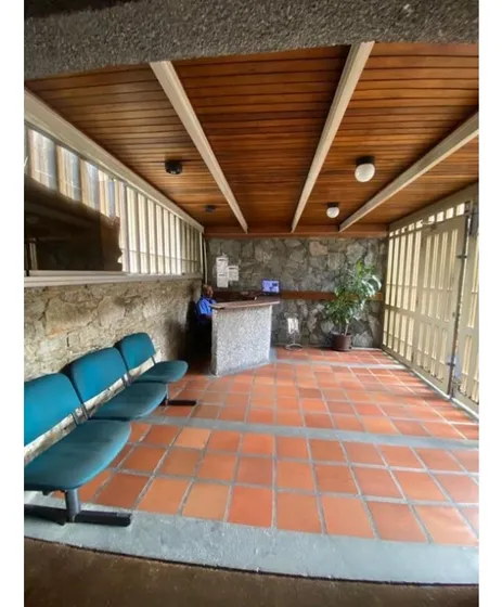 Alquillo Consultorio/oficina 100m2 San Bernardino 8824