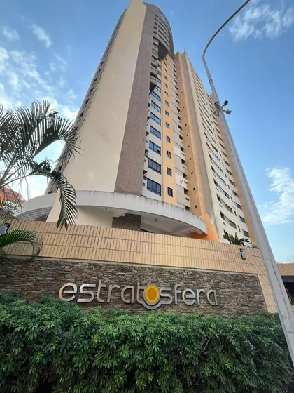 Reda Estate Deluxe Vende: Apartamento En Valle Blanco Res. Estratosfera. Consta De: 87mts2 - 3 Habitaciones (habitación Principal Con Vestier Y Las Otras Dos Con Clóset) - 2 Baños - Ofv Mm Asesor Tu