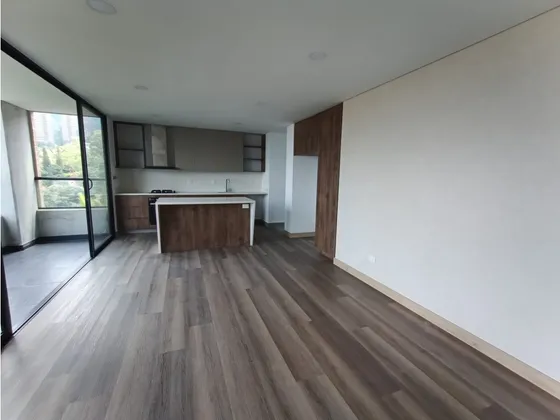 Se Arrienda Apartamento En El Poblado, Medellin 