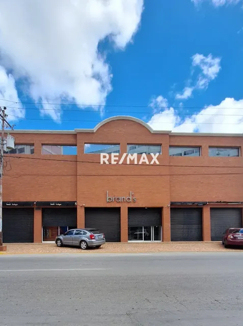 Edificio De Uso Residencial Y Comercial En Juan Griego, Isla De Margarita  Cod: 1262