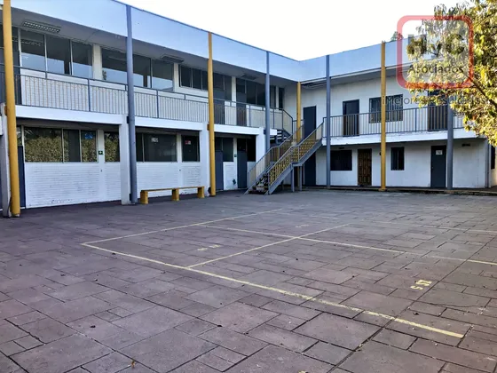 Edificio En Venta En La Comuna De Maipú, 10 Minutos Plaza De