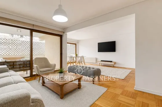 Amplio Departamento En Arriendo A Los Pies De Cerr...