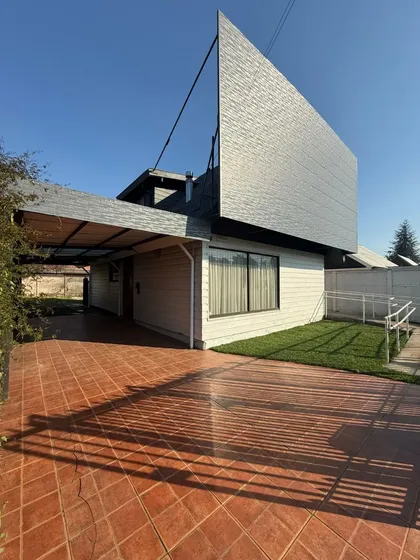 Casa Reacondicionada Para Uso Comercial (av Alemania,temuco)