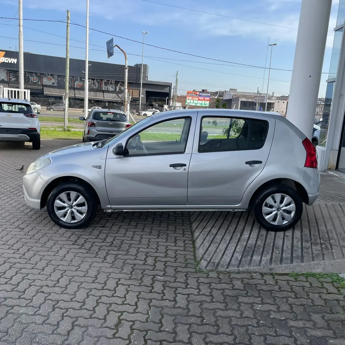 Renault Sandero 1.6 Pack5572555568794931210