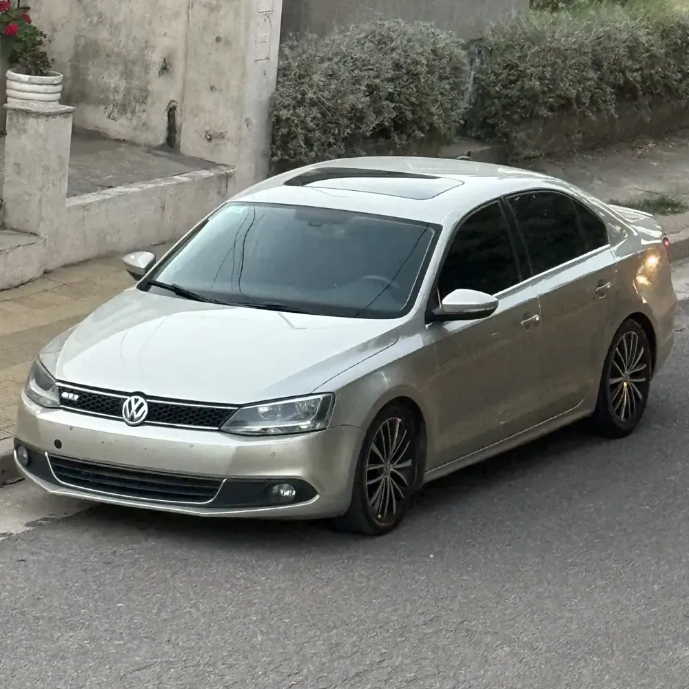 Volkswagen Vento 2.0 Sportline Tsi 200cv Dsg