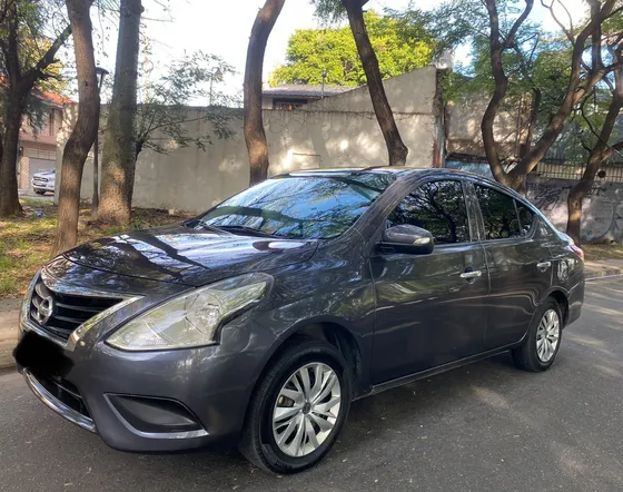 Nissan Versa 1.6 Sense Mt