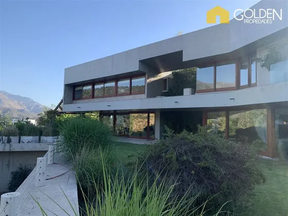 Gran Residencia En Valle Escondido Vista Espectacular