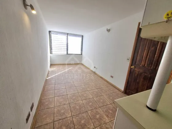 Cómodo Departamento En Arriendo 1 Dormitorio- Providencia