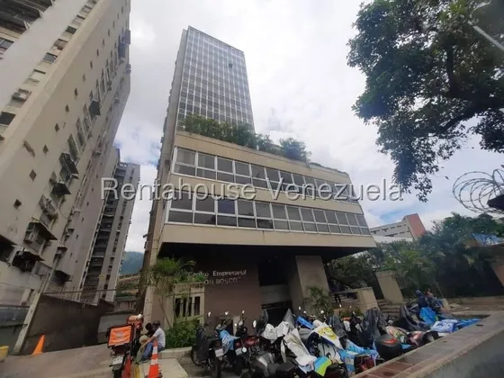 Oficina En Alquiler En Los Cortijos 25-24468
