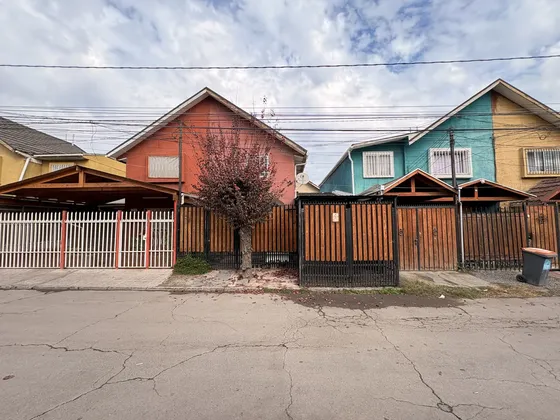 Casa De 3d-2b En Barrio Holanda, La Farfana, Maipú.