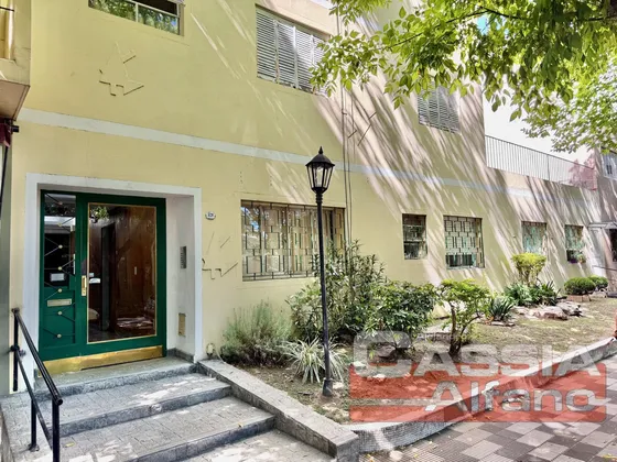 Departamento Mono Ambiente Divisible Con Patio Propio, Cocina Y Baño En Residencial