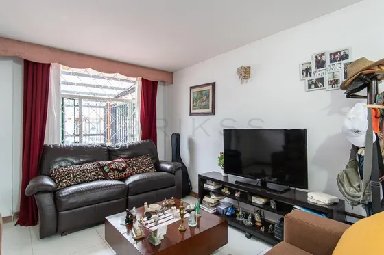 Casa En Venta En Las Flores-suba. Cod V4909
