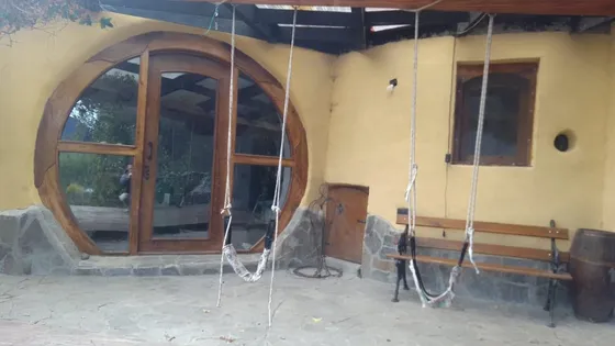Casa Tierra: Casa Ecológica En La Montaña