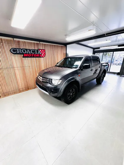 Mitsubishi L200 2.4 Hls Flex Triton Outdoor Dc