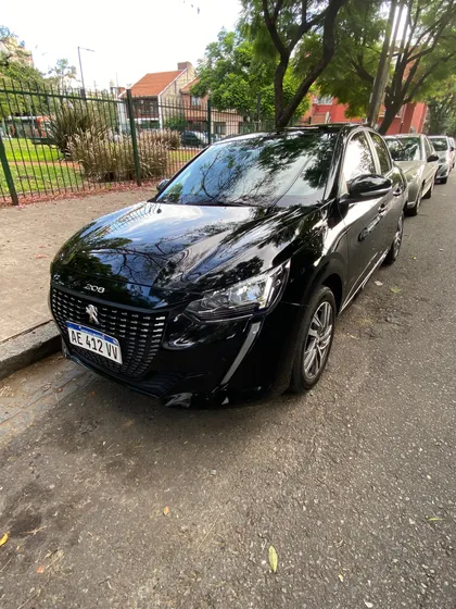 Peugeot 208 1.6 Allure