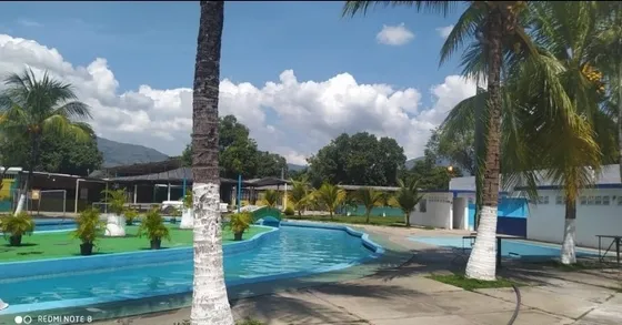 Se Vende Fondo De Comercio En Terreno Del Toco Yagua Guacara