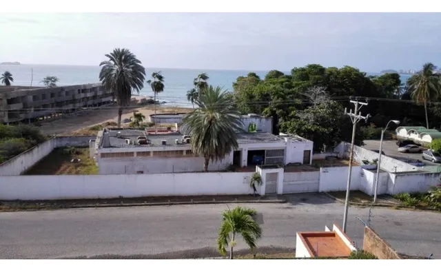 Vendo Casa 1000m2 Playa El Angel 0203