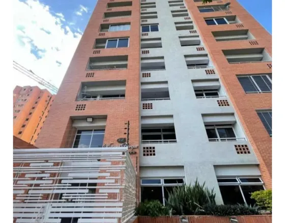 Apartamento En Alquiler En Las Chimeneas Amoblado Cb-9028389