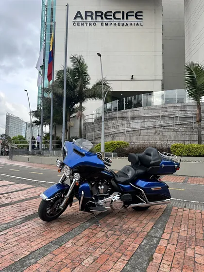 Harley Davidson Ultra Glide 115 Aniversario