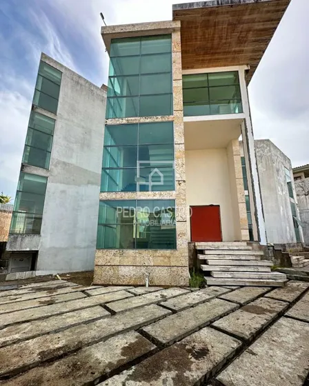 Venta Quinta 4 Niveles Ubicada Urbanización Los Saltos, Puerto Ordaz, Ciudad Guayana, Bolivar, Venezuela