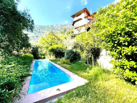 Se Vende Casa Lo Barnechea, Sector El Arrayan