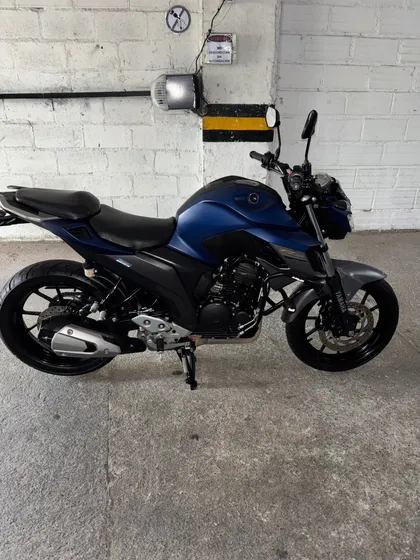Yamaha Fz 25 Color Azul, Modelo 2023