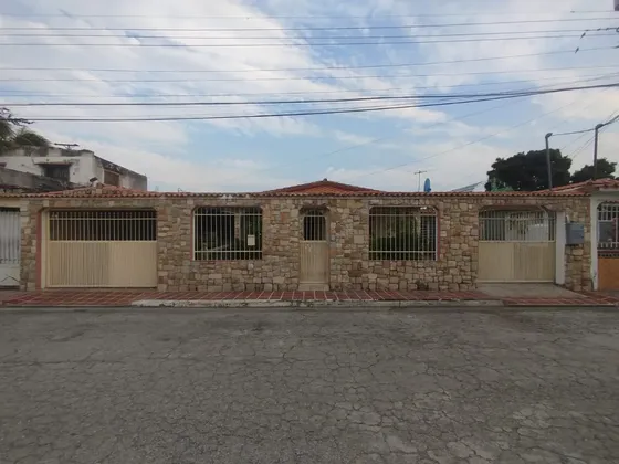 Casa Quinta En Venta En Ciudad Alianza Guacara (solo Clientes) Tg