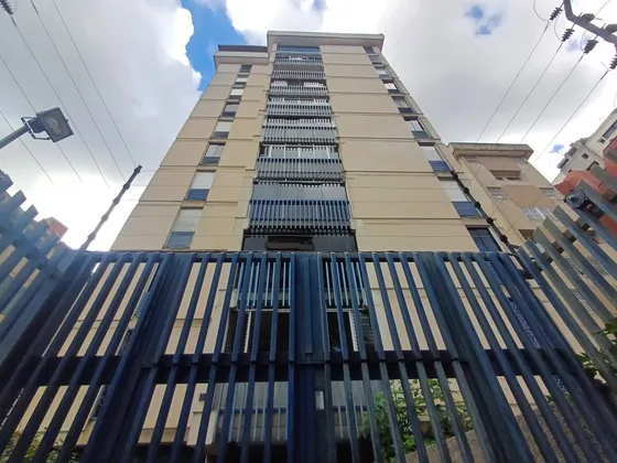 Hermoso Apartamento Actualizado En Alquiler En Las Palmas