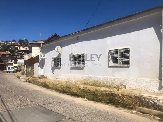 Casa En Arriendo De 2 Dorm. En Viña Del Mar