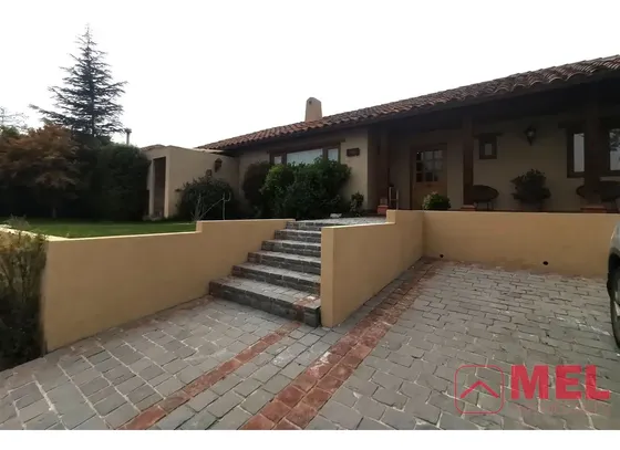 Venta Casa 5 Dorm 5 Baños Chicureo Piedra Roja Colina