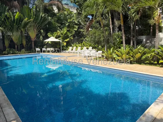Af- Apartamento En Venta En El Country Club, Amplio Y Moderno, Construcción Reciente, Con Piscina, Gimnasio, Pozo De Agua, Vigilancia