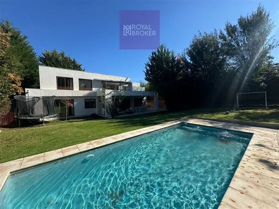 Excelente Casa Mediterranea 4d 3b, Cerca A Colegios Y Acceso
