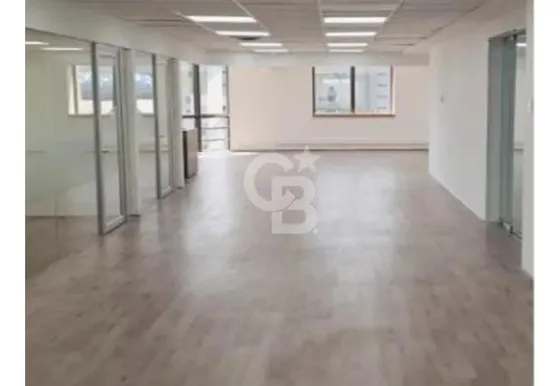 Oficina En Arriendo, Edificio San Ramón, Providencia
