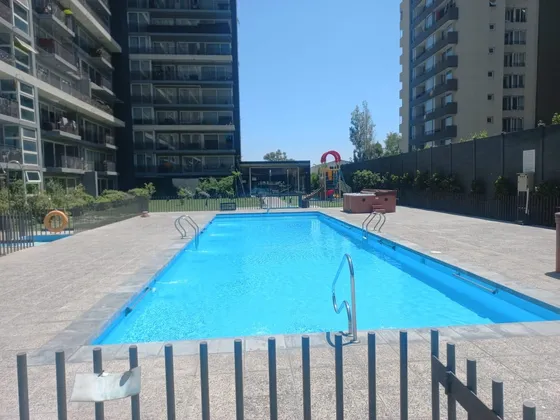 Dpto. En Arriendo De 3 D. 2 B En Metro Las Torres, Macul