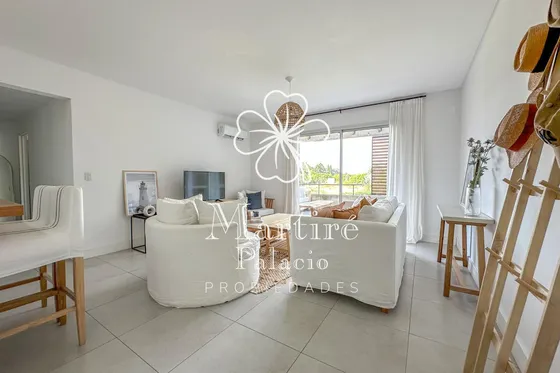 Departamento En Venta 2 Ambientes Av. Benavidez 700 Con Cochera